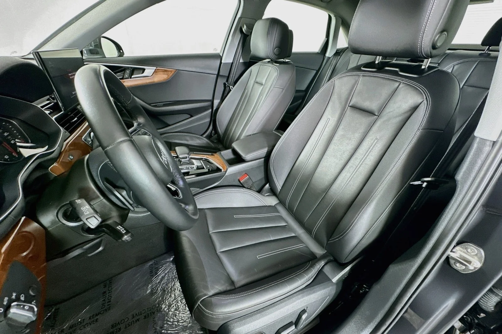 Used 2023 Manhattan Gray Metallic Audi Premium image 18
