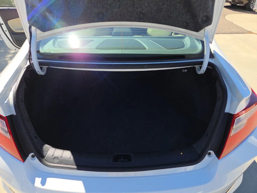 Used 2017  Honda EX-L image 15