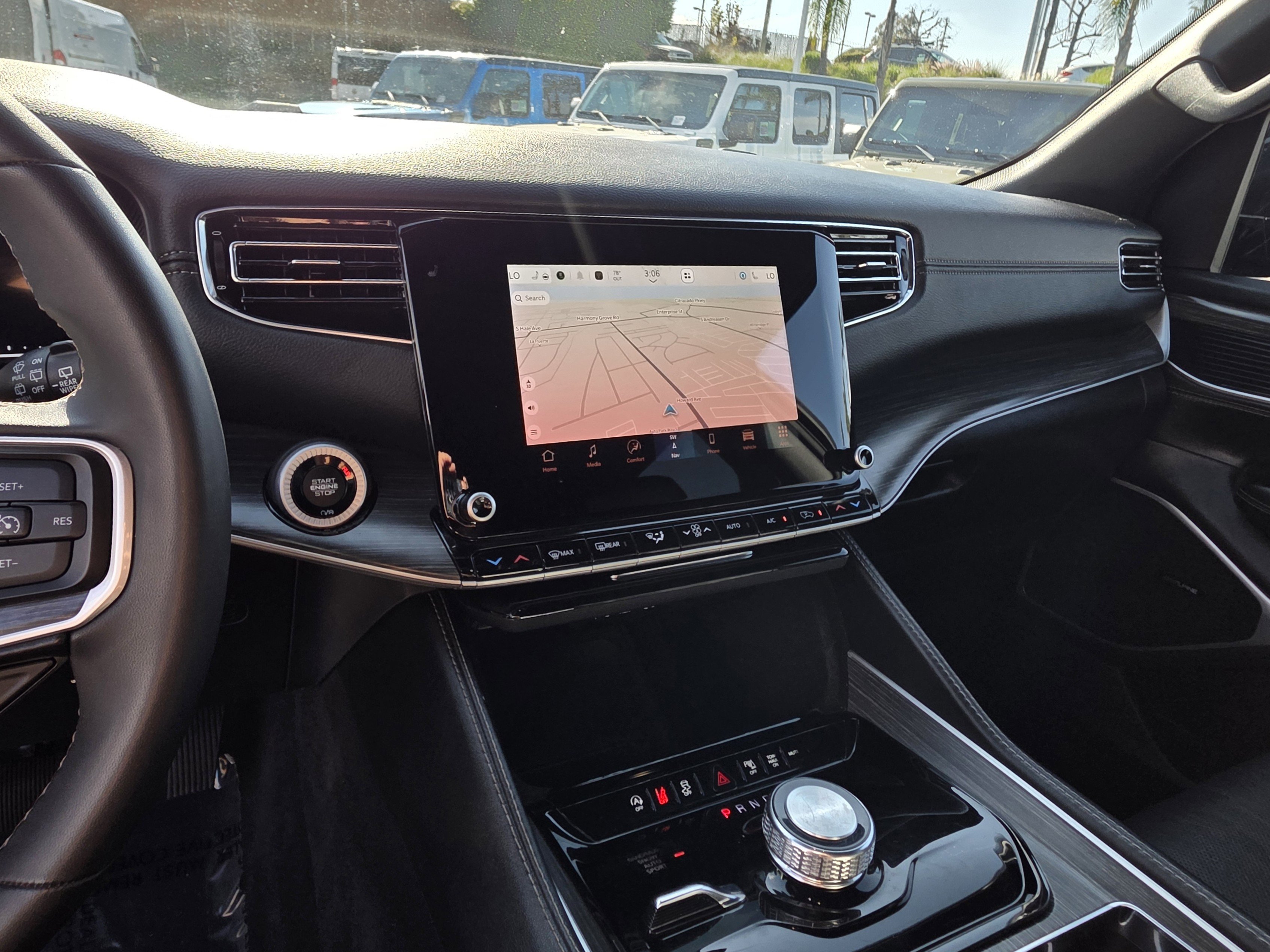 2023 Jeep Wagoneer Series II - Photo 13