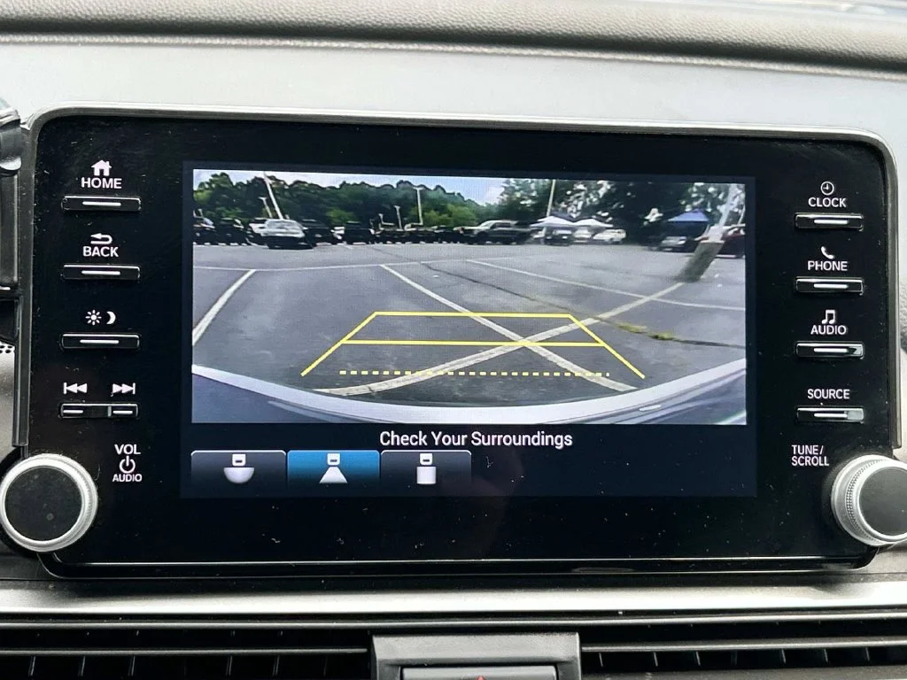 Used 2022  Honda Sport image 32