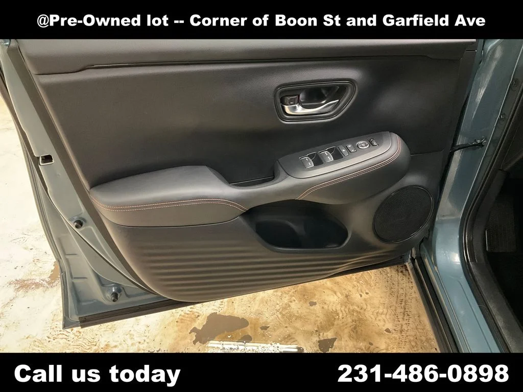Used 2024  Honda Sport image 14