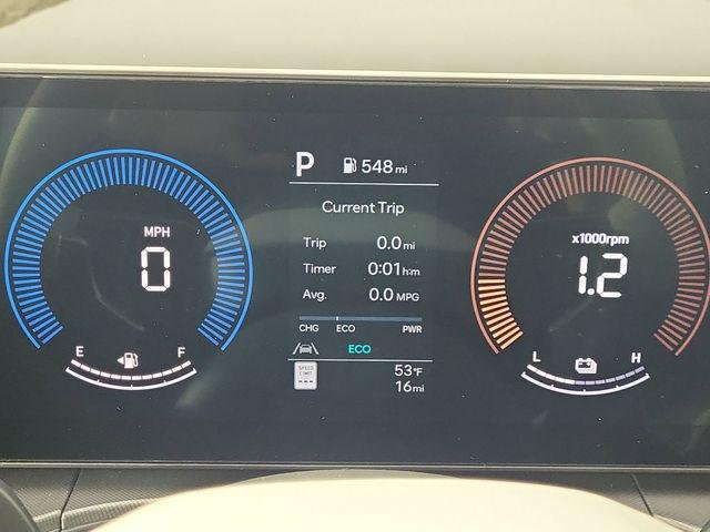New 2026 White Hyundai SE image 16