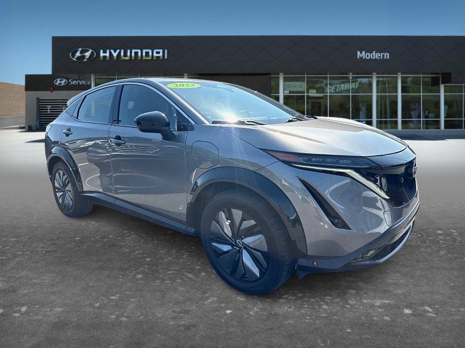 Used 2023 Gun Metallic Nissan VENTURE+ image 4