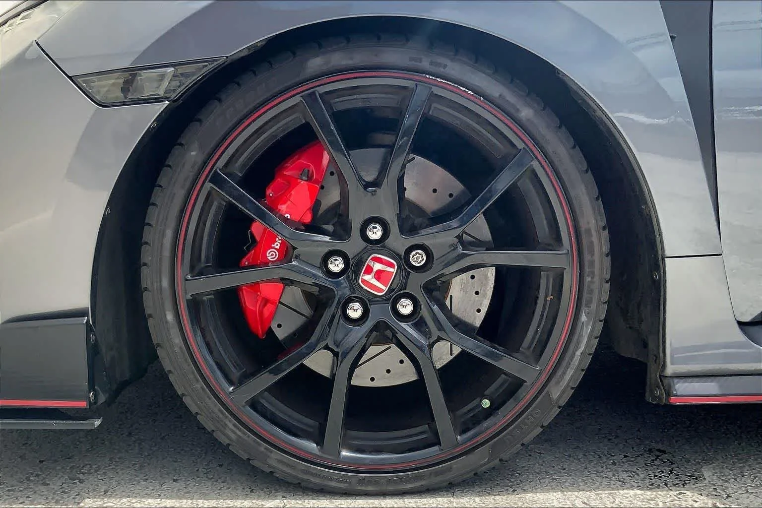 Used 2018 Gray/gray Honda Touring image 8