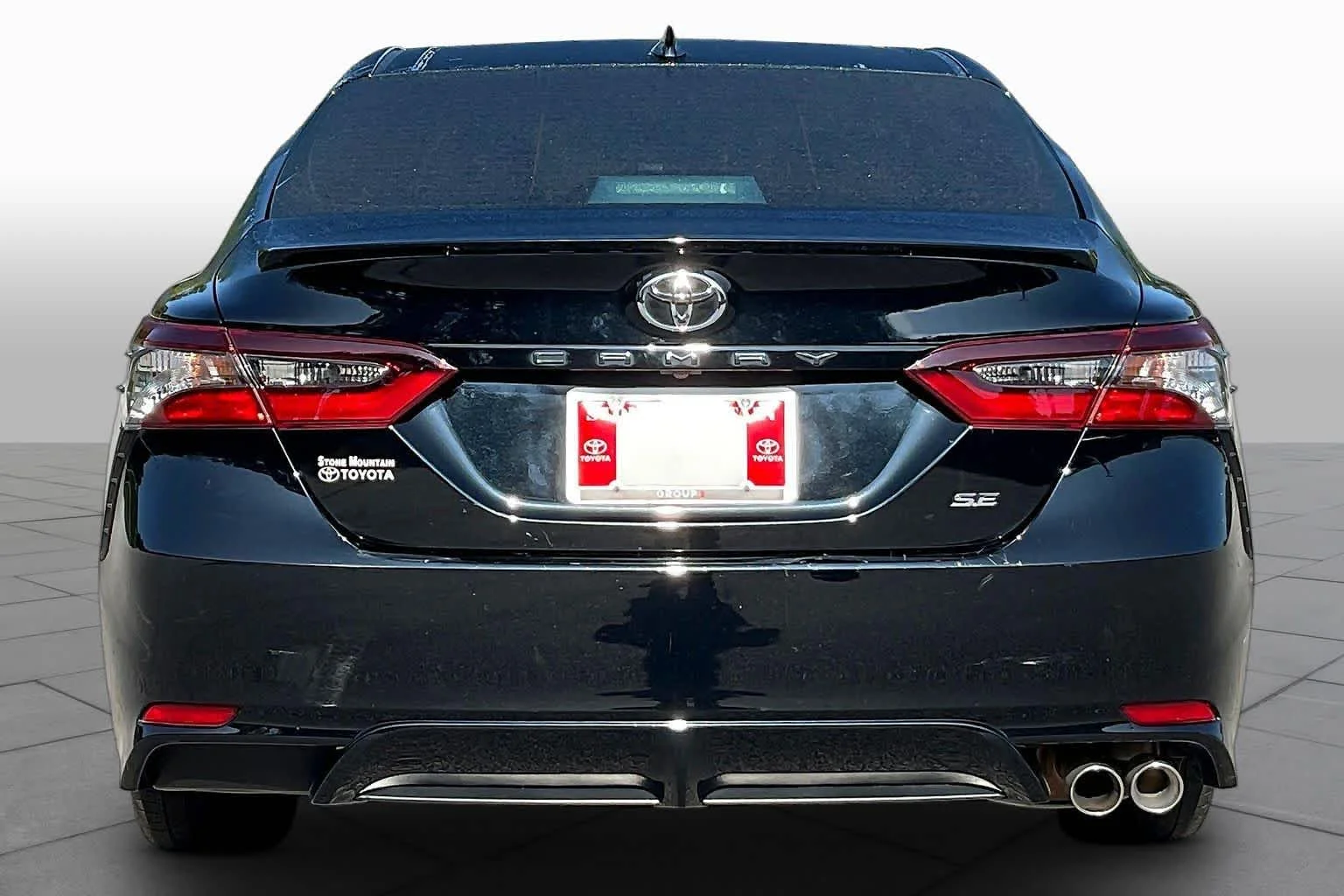 Certified Used 2024 Midnight Black Metallic Toyota SE image 5