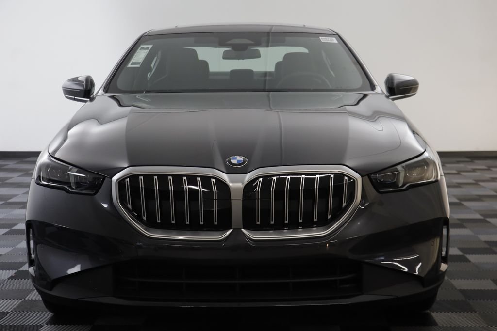 New 2026 Dark Graphite Metallic BMW 530i xDrive image 23