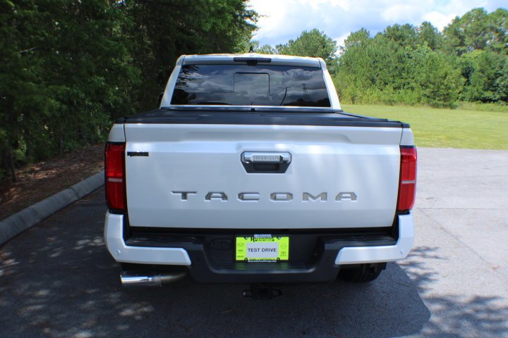 Used 2026 Wind Chill Pearl Toyota Limited image 17