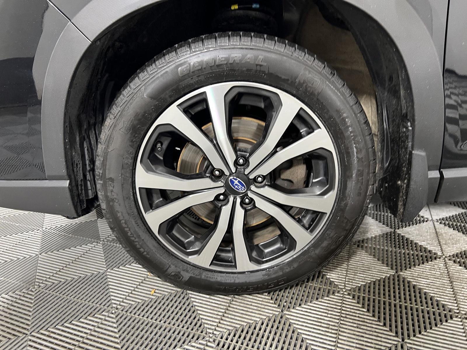 Used 2020 Crystal Black Silica Subaru Limited image 24