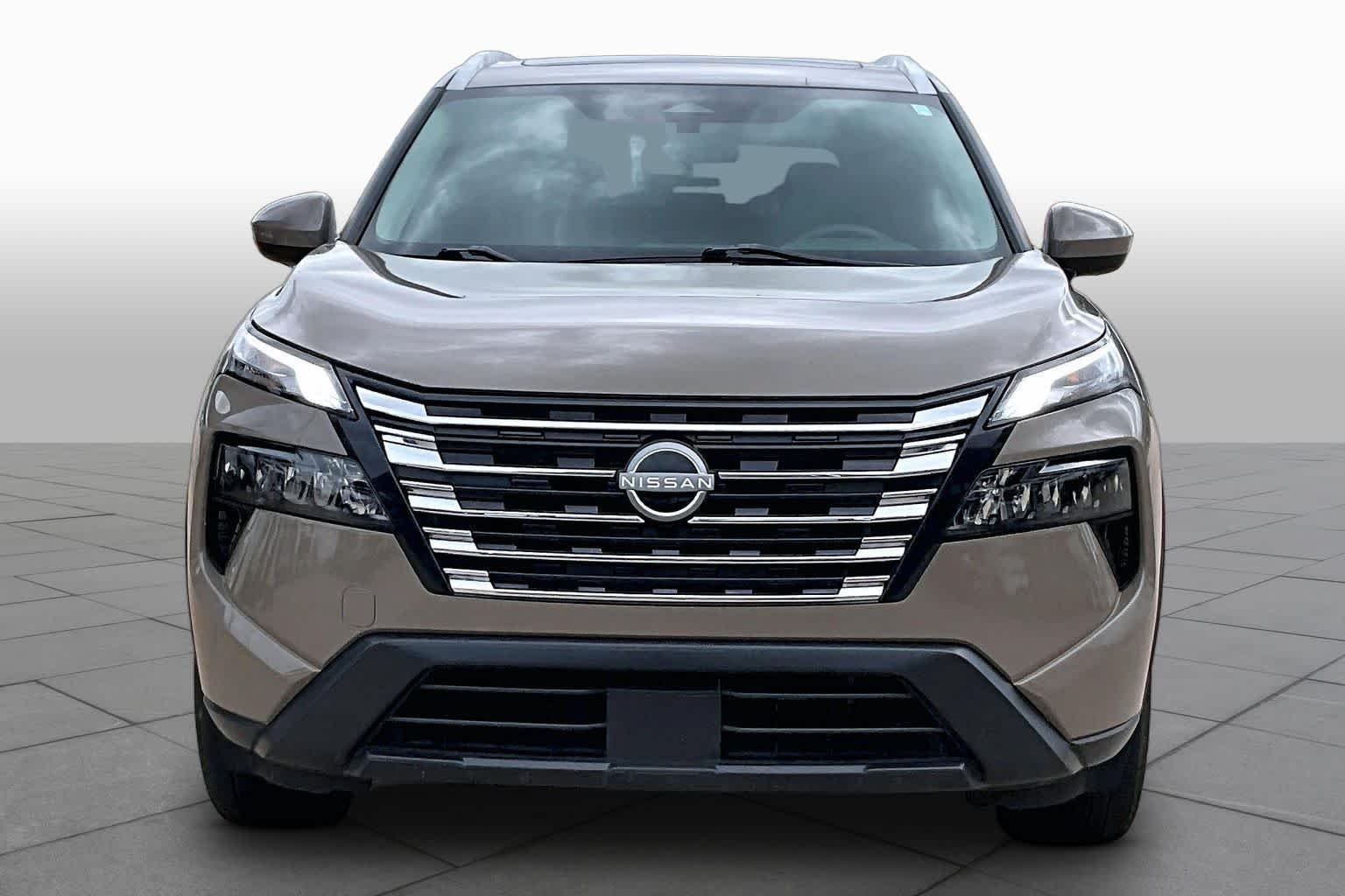Used 2024 Baja Storm Metallic Nissan SV image 4