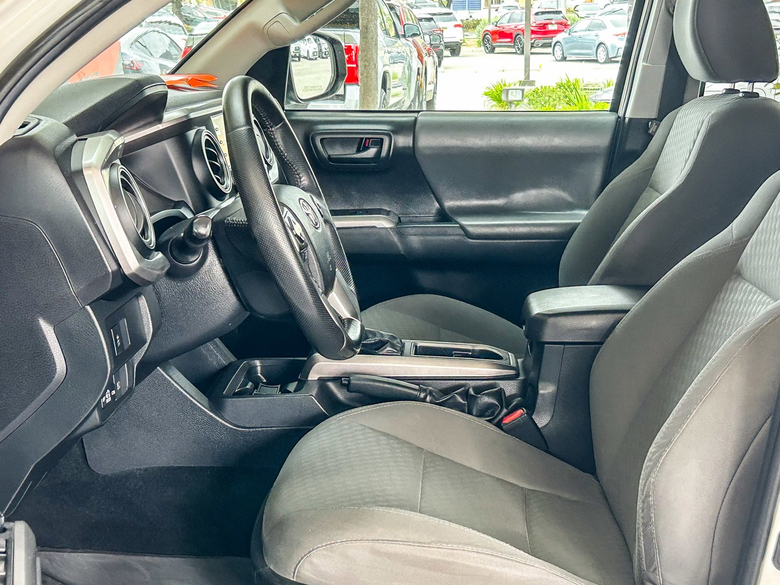 2023 Toyota Tacoma SR5 - Photo 17