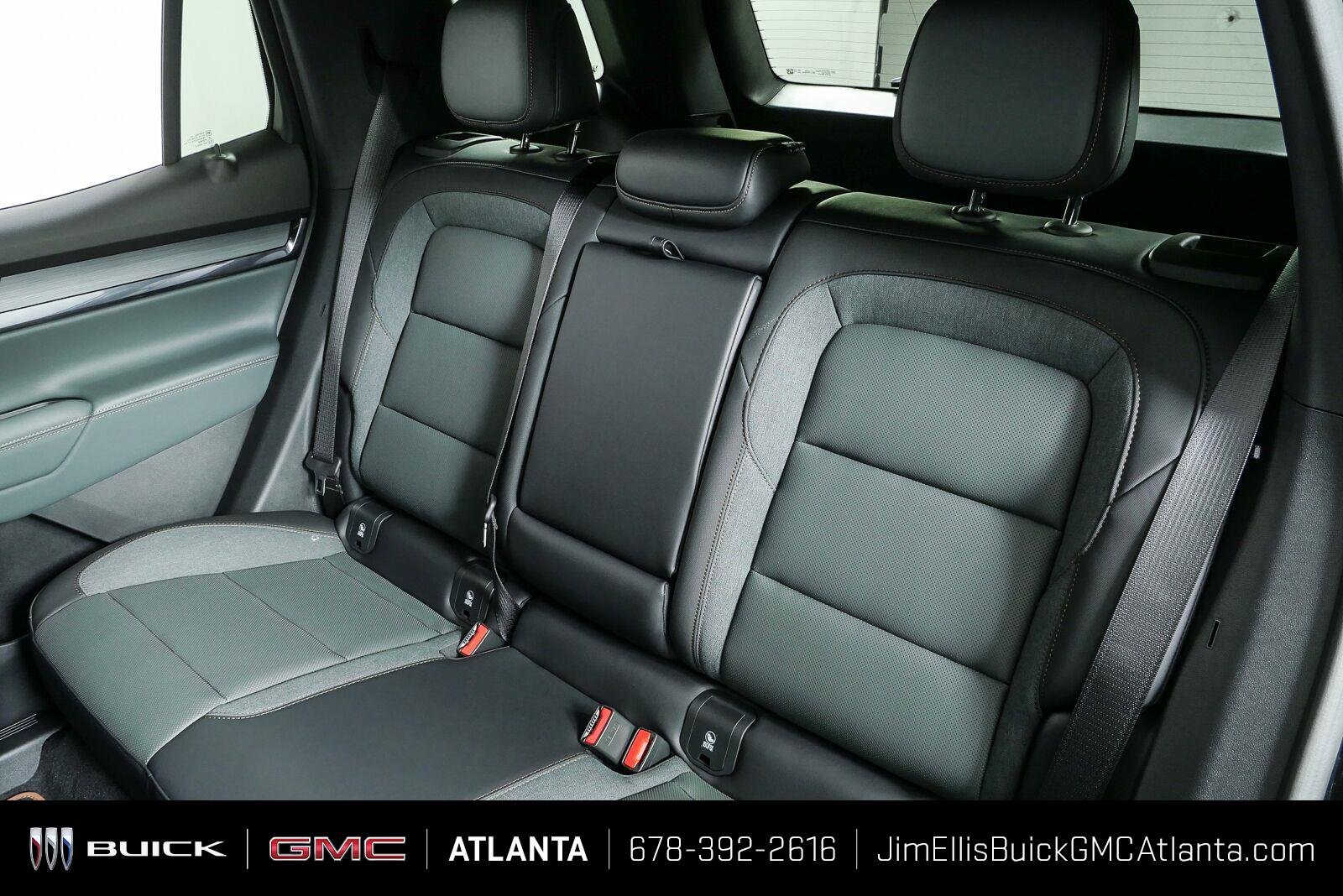 2027 GMC Terrain AT4 - Photo 18