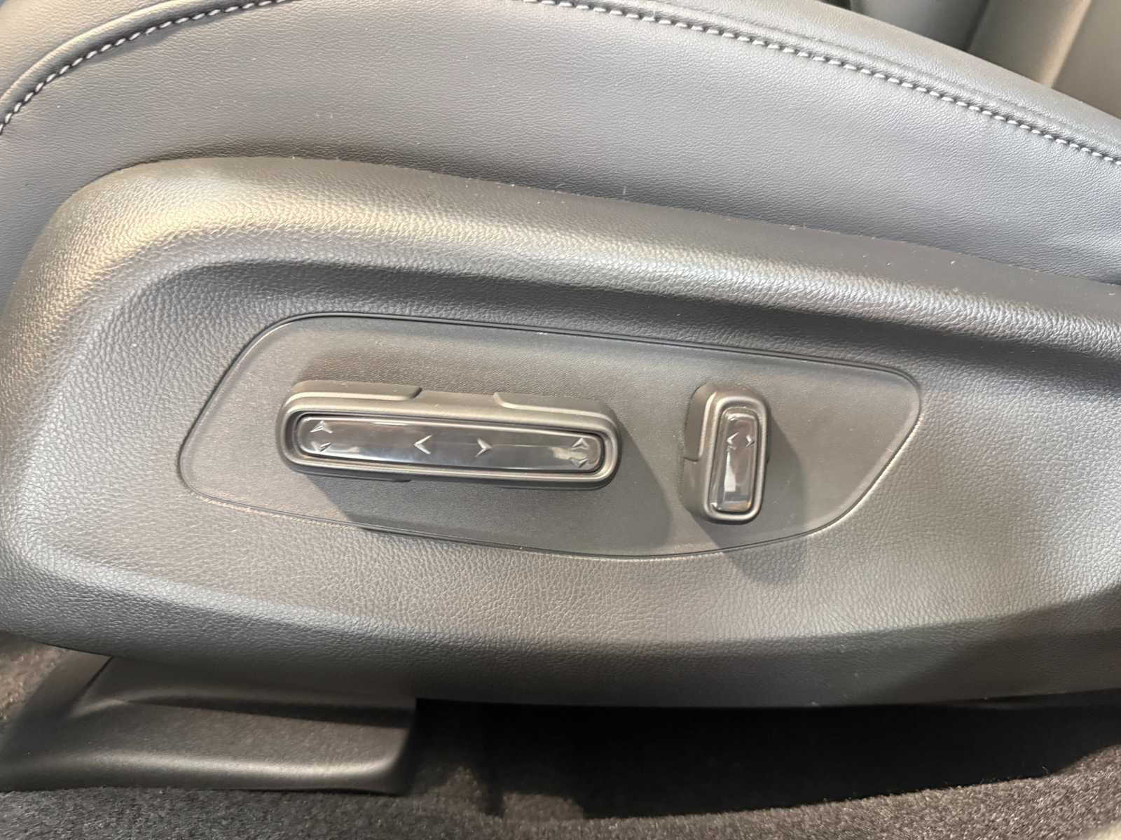 New 2026 Platinum White Pearl Acura  image 18