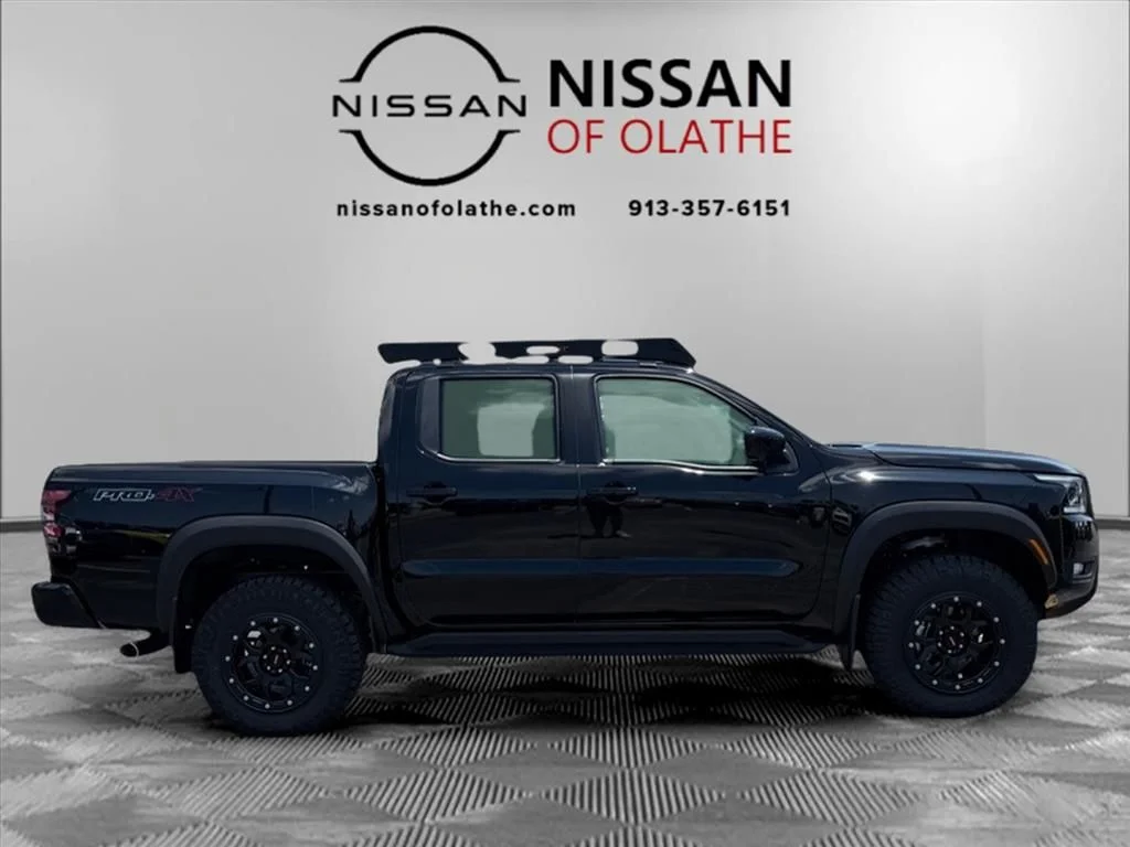 2025 Nissan Frontier PRO-4X - Photo 26