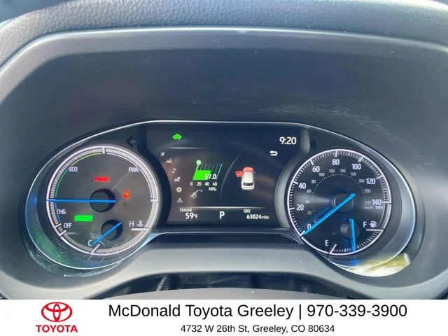 Used 2022 White Toyota XLE image 15