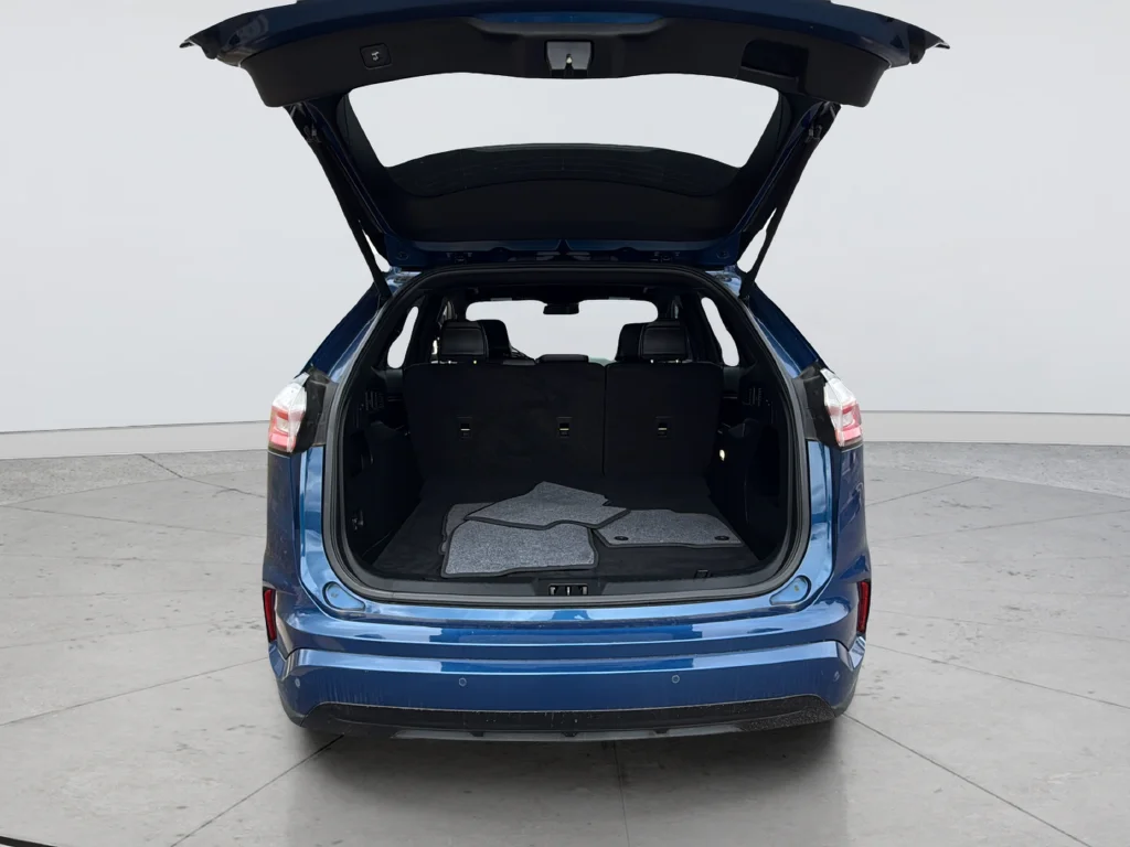 Used 2023 Blue Ford ST Line image 28