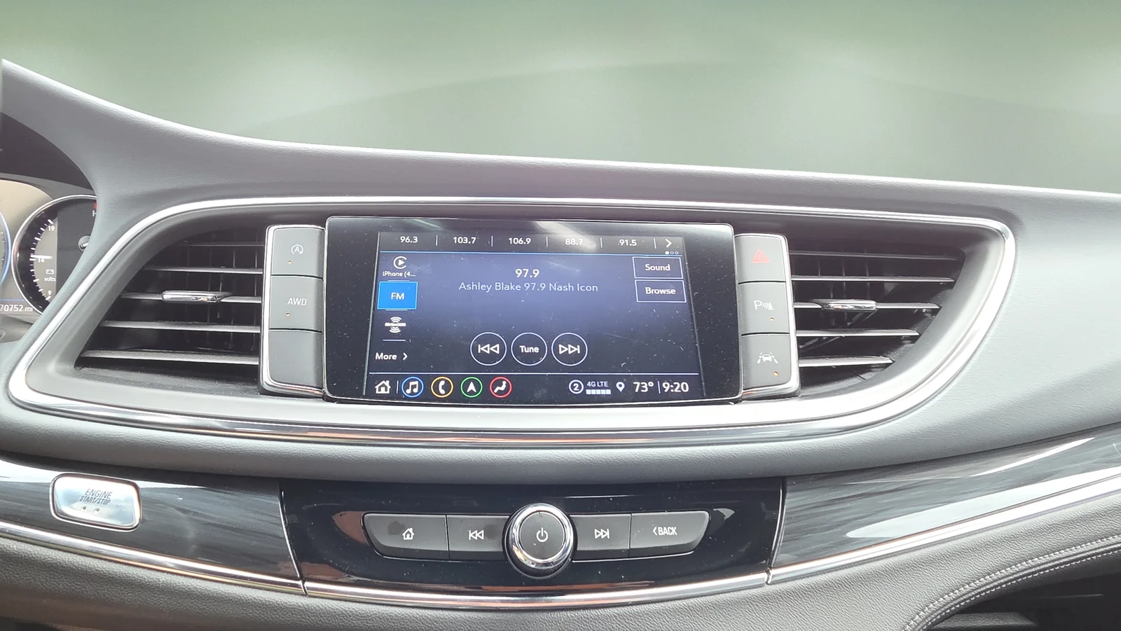 Used 2024 White Buick Premium Group image 10