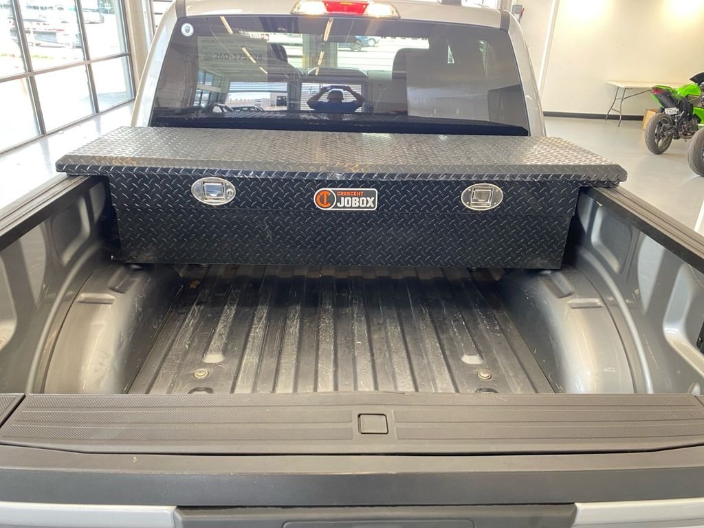 Used 2022 Silver Ford XL image 30
