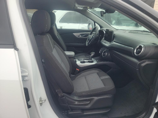 Used 2024 White Chevrolet LT image 5