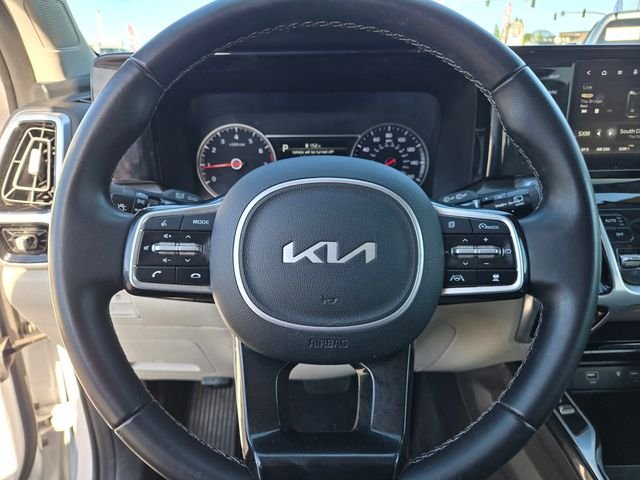 Used 2022 White Kia SX image 20