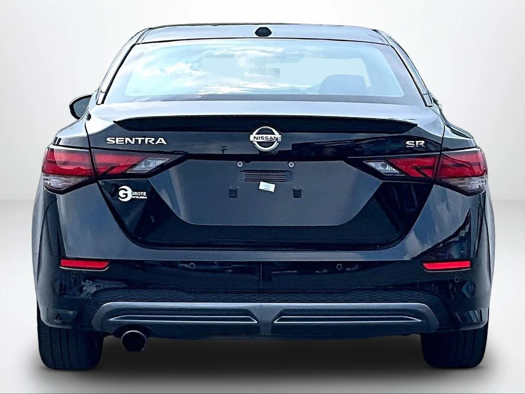 Used 2022 Black Nissan SR image 5