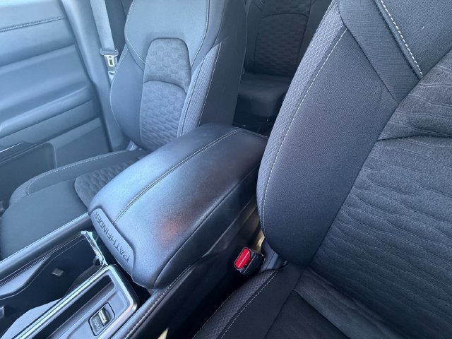 Used 2025 Blue Nissan SV image 37
