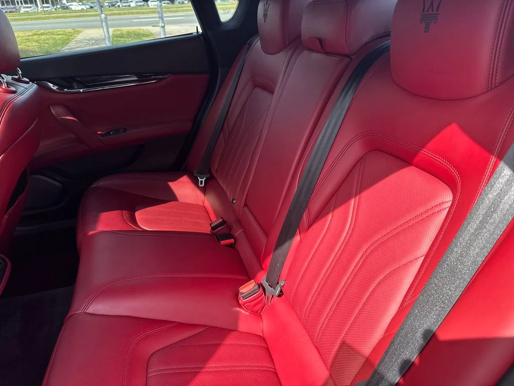 Used 2019  Maserati S GranLusso image 15
