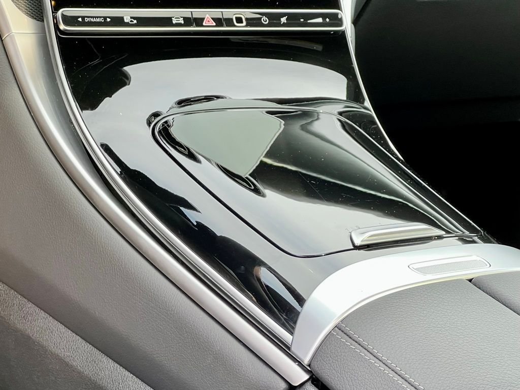 Certified Used 2026  Mercedes-Benz GLC 300 image 35
