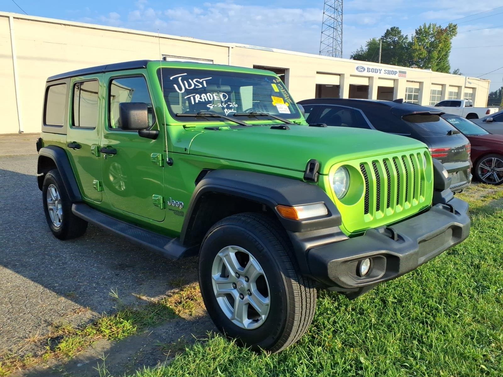 Used 2019 Mojito! Clearcoat Jeep Sport S image 2