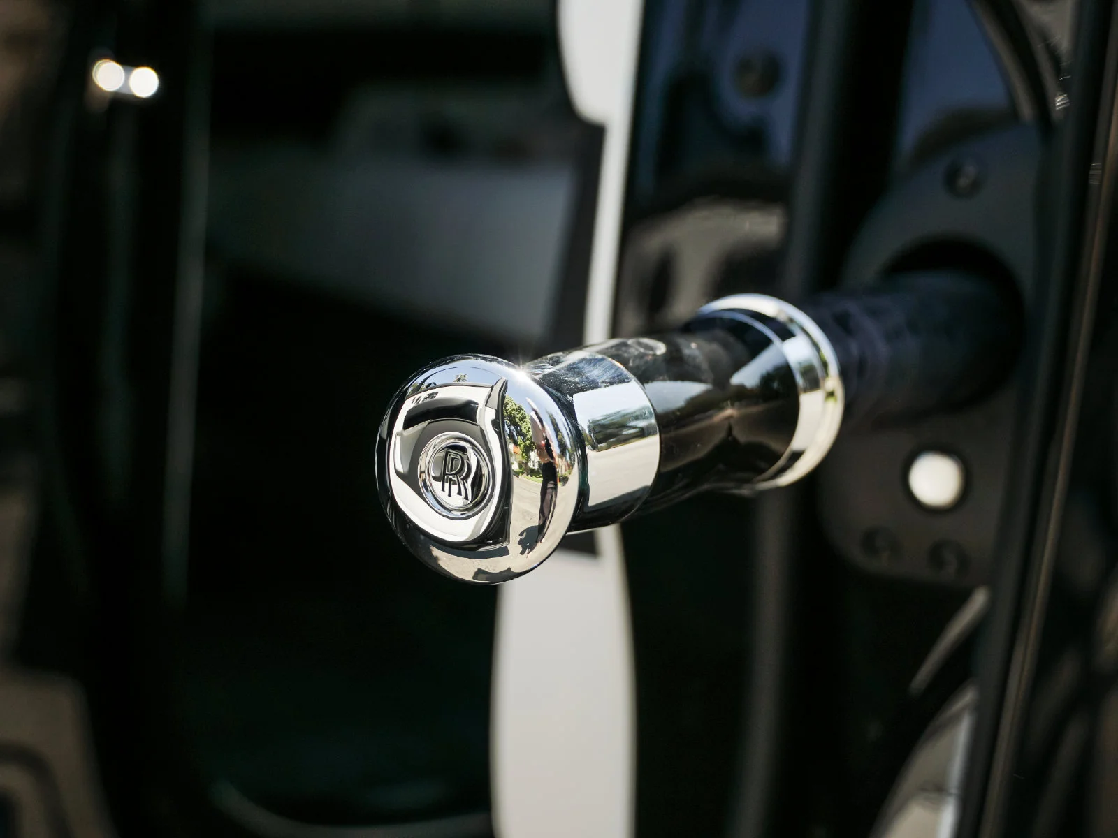 Certified Used 2024 Black Diamond Rolls-Royce  image 24