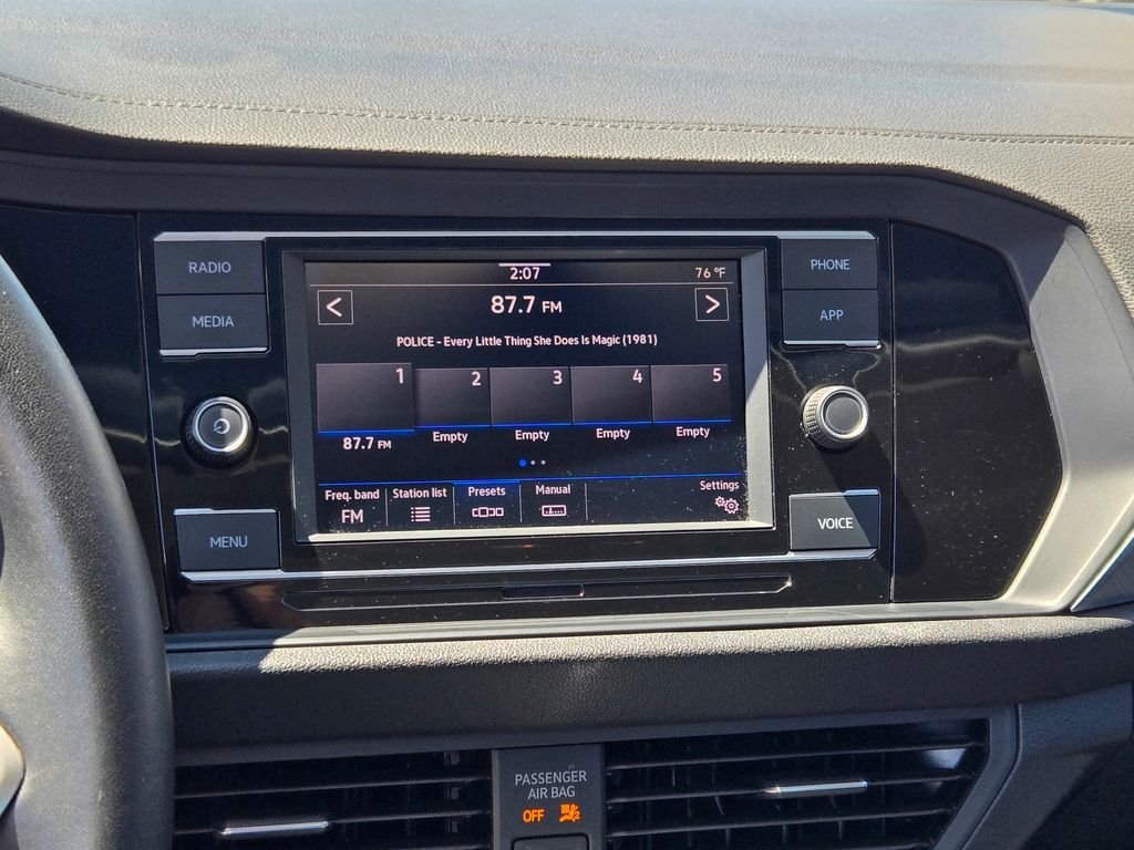 2024 Volkswagen Jetta SE - Photo 28