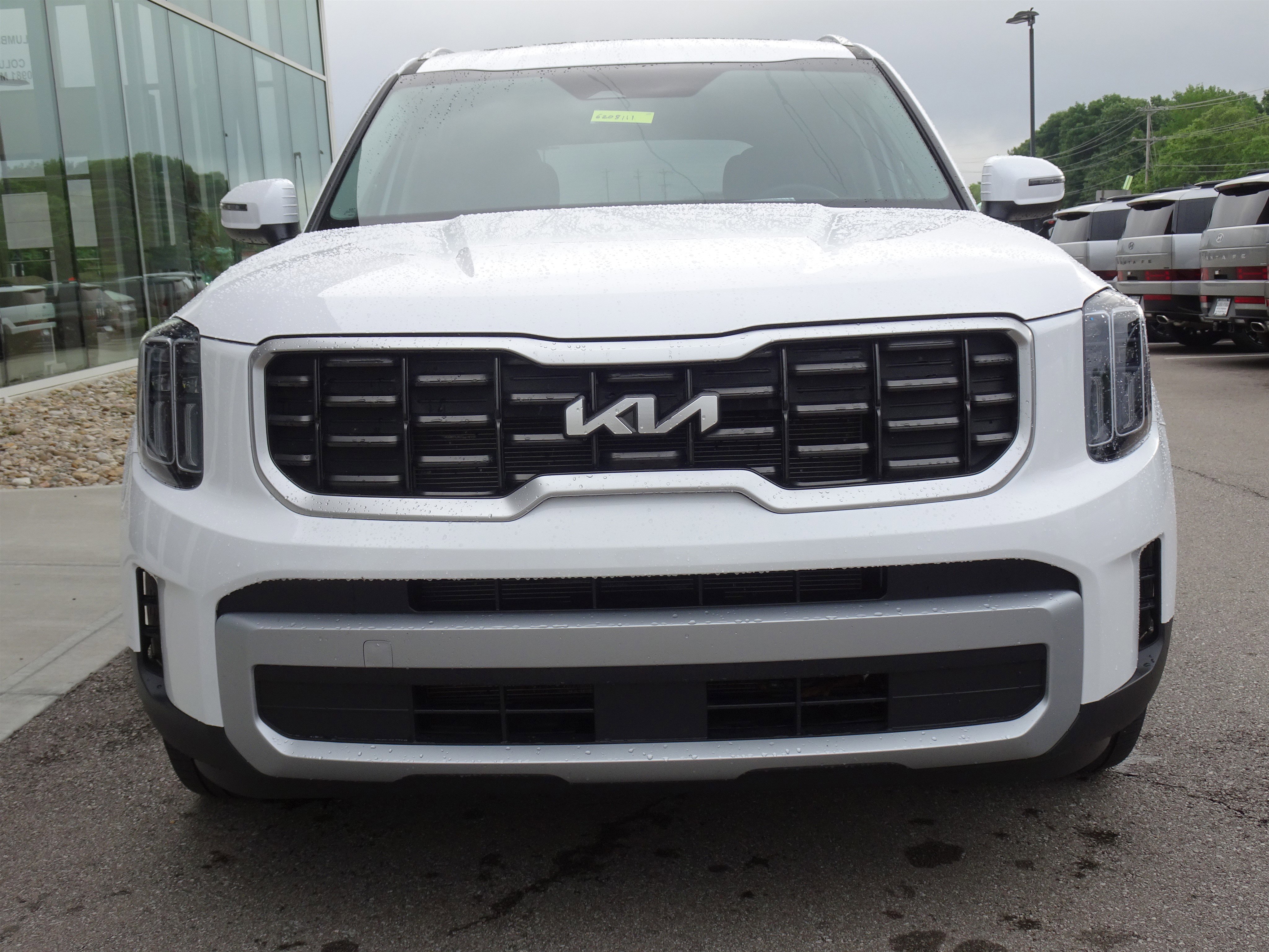 Used 2024 Glacial White Pearl Kia S image 7