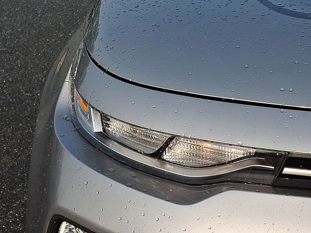 Used 2022 Gray Kia LX image 11
