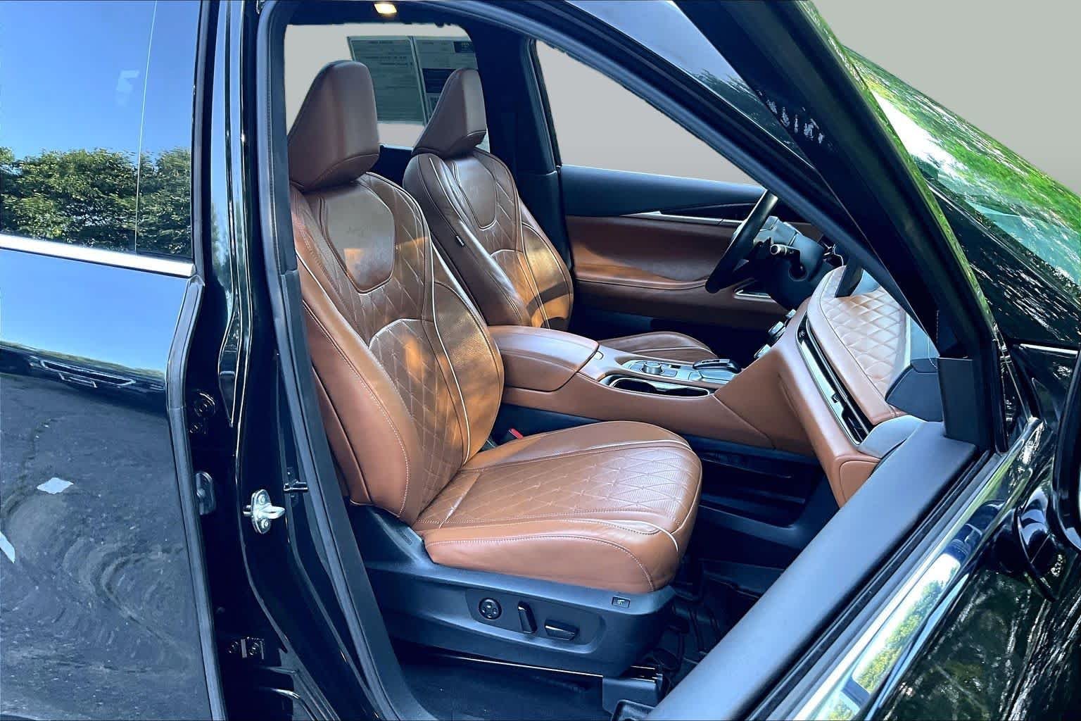 Pre-Owned 2024 INFINITI QX60 AUTOGRAPH