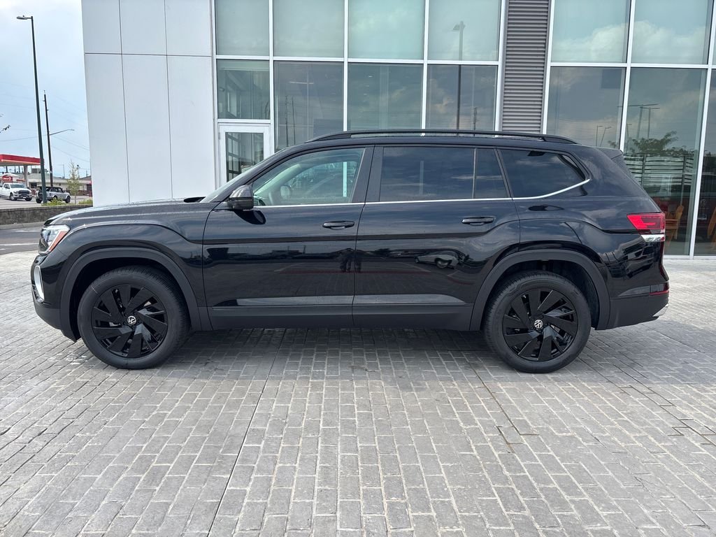 New 2026 Deep Black Pearl Volkswagen 2.0T SE w/Technology image 2