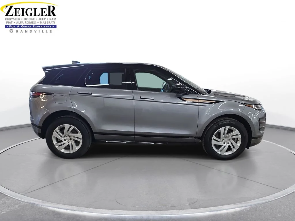 Used 2021  Land Rover Dynamic image 4