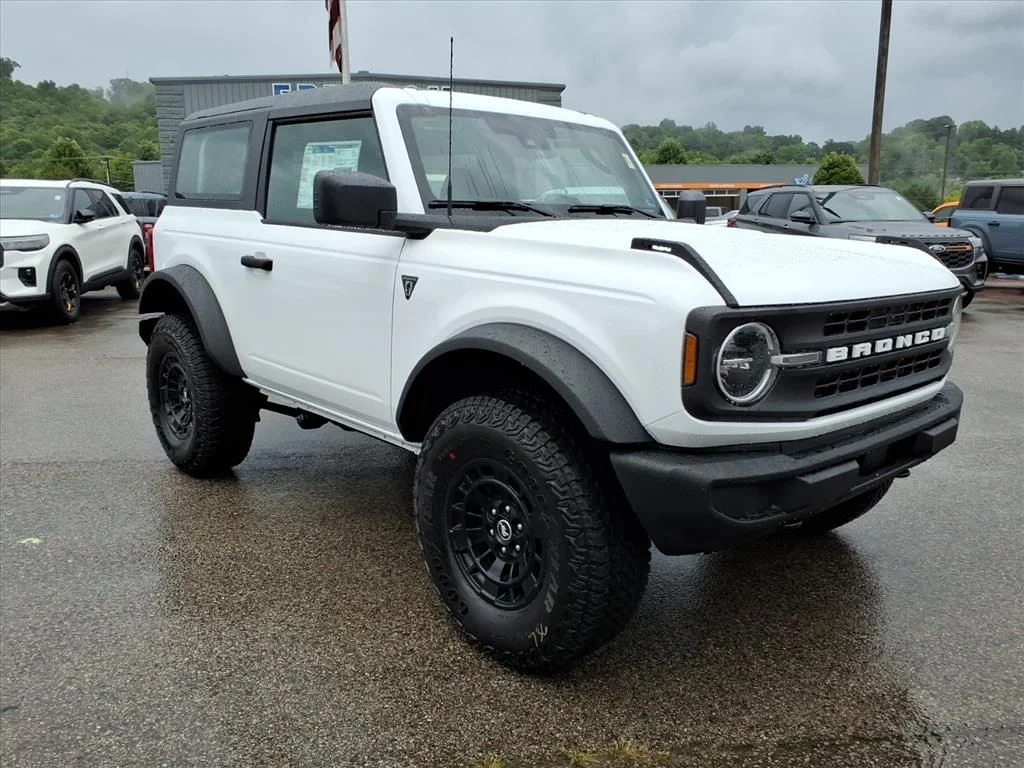 New 2026 Oxford White Ford Base image 10