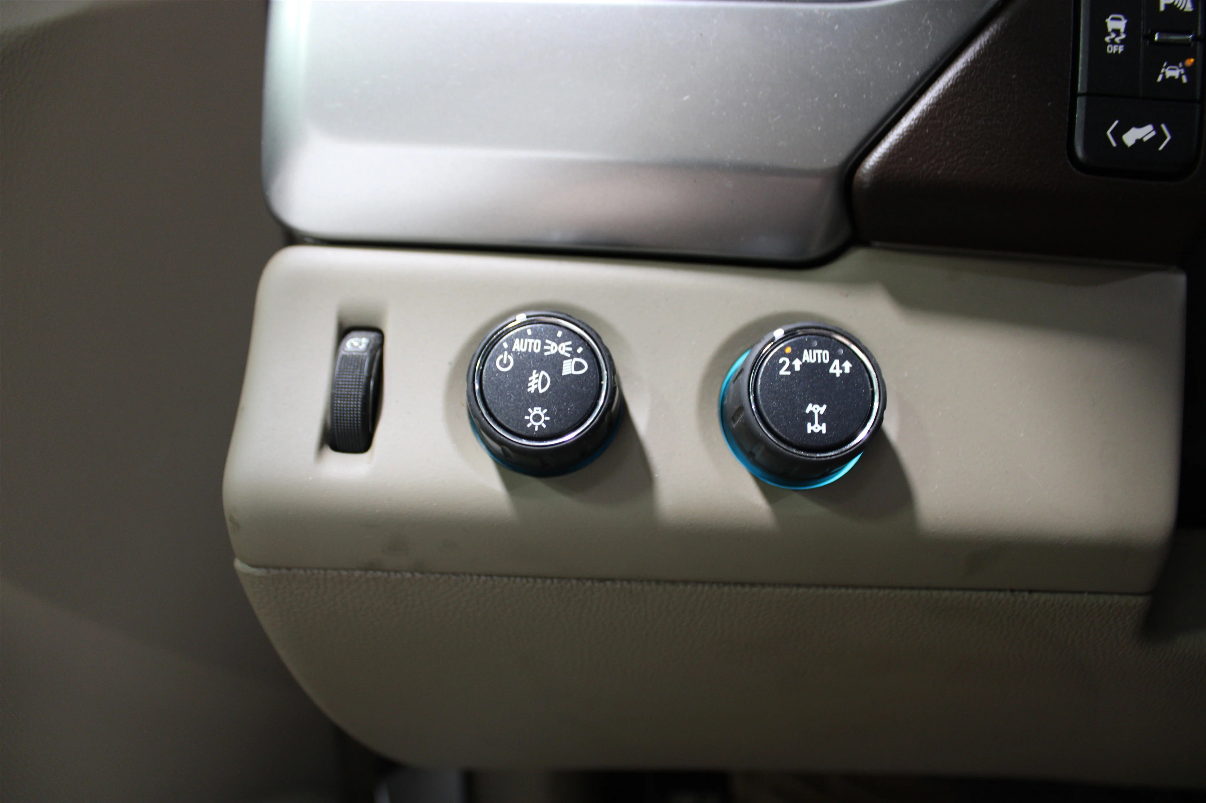 2019 Chevrolet Tahoe LT - Photo 8