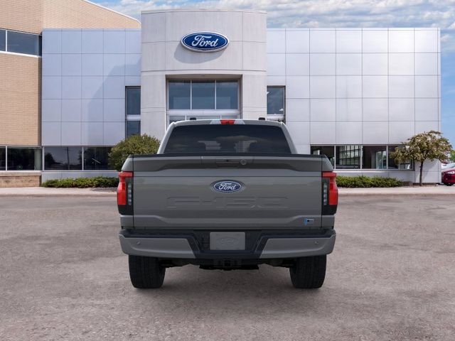2025 Ford F-150 Lightning Flash - Photo 5