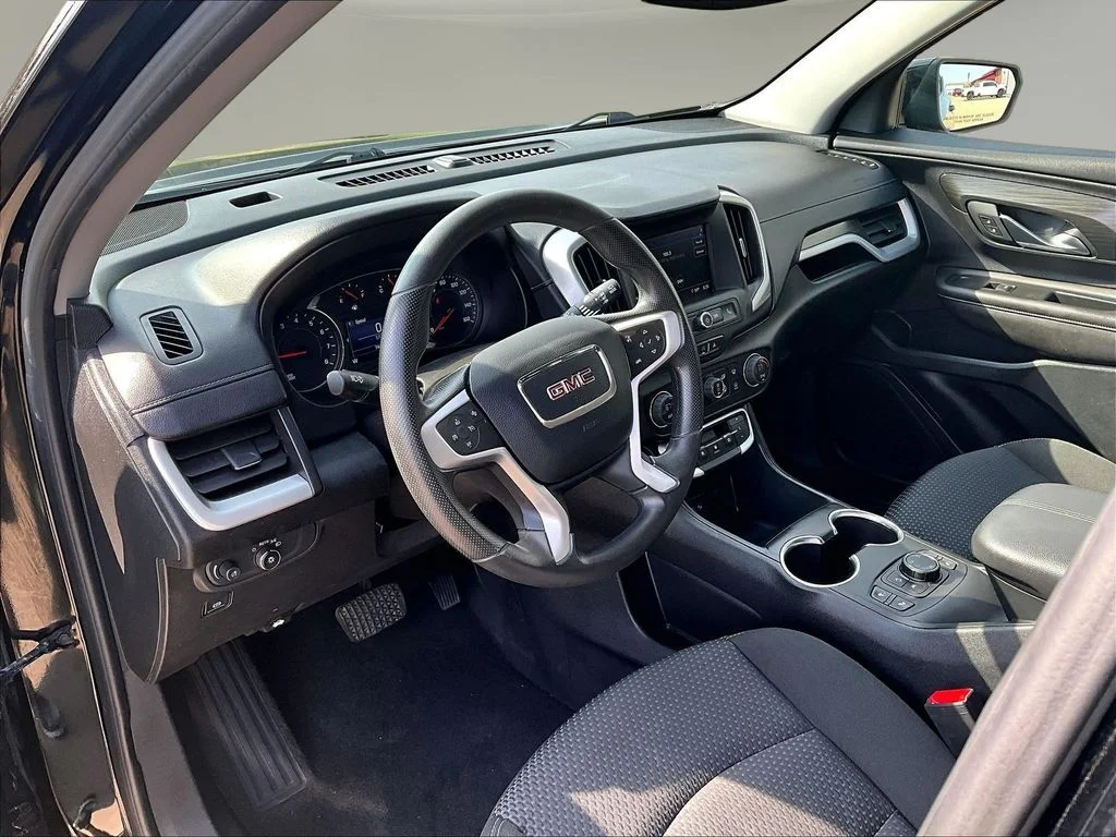 Certified Used 2022 Black GMC SLE image 22