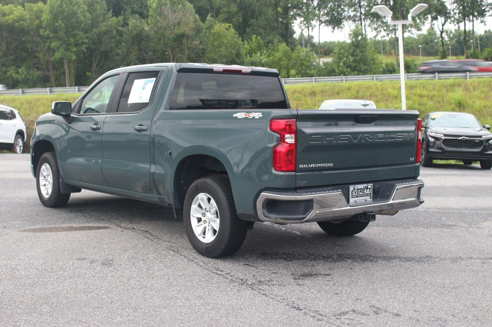 Used 2025 Cypress Gray Chevrolet LT image 5