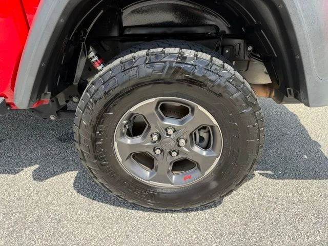 Used 2020 Red Jeep Rubicon image 10
