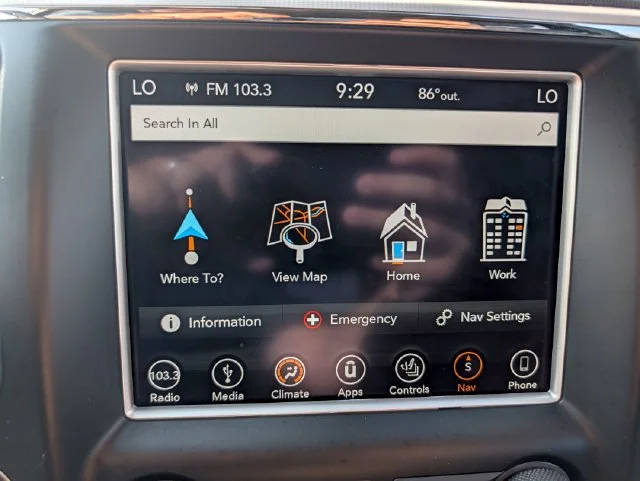 Used 2018 Black Jeep Summit image 19