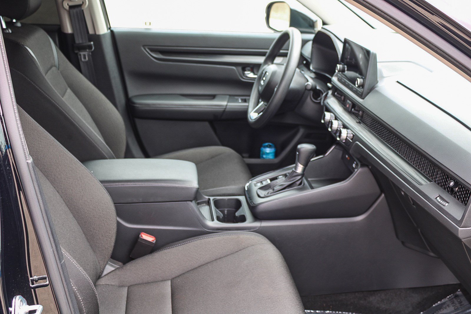 2025 Honda CR-V LX - Photo 45