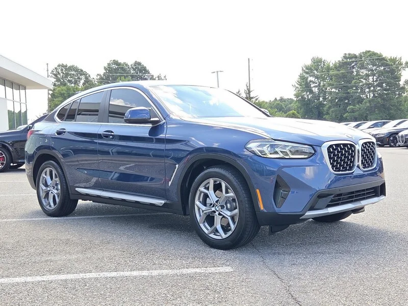 Used 2025 Blue Metallic BMW XDRIVE30I SPORTS ACTIVITY COUPE image 5