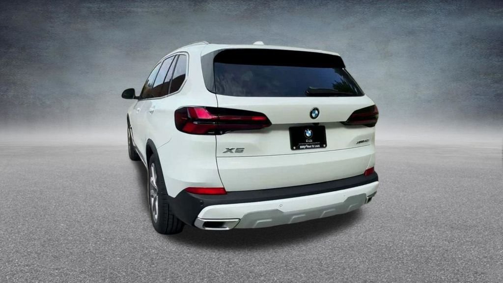 Used 2024 White BMW xDrive40i image 21