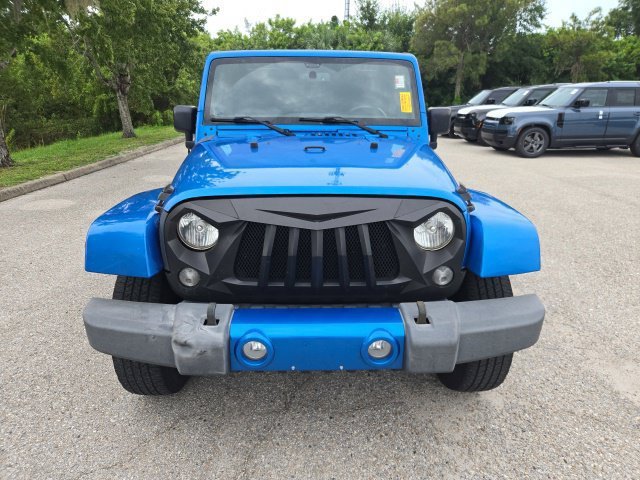 Used 2016 Hydro Blue Pearlcoat Jeep Sahara image 8