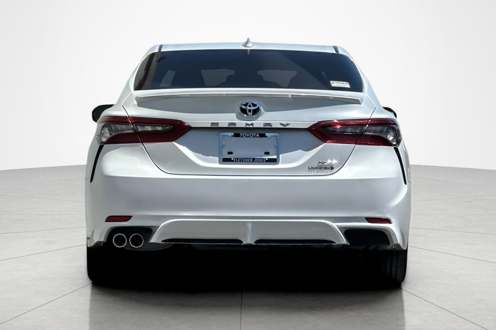 Certified Used 2023 Wind Chill Pearl Toyota Hybrid XSE image 4