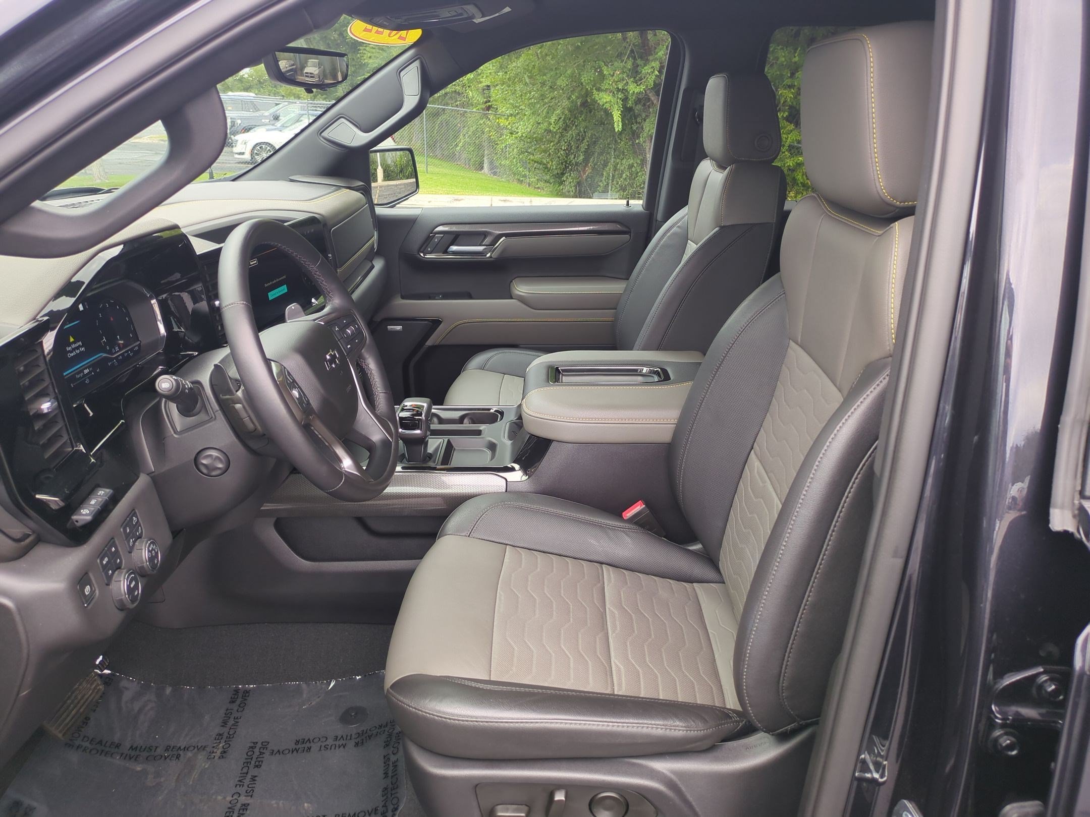 2022 Chevrolet Silverado 1500 ZR2 - Photo 25
