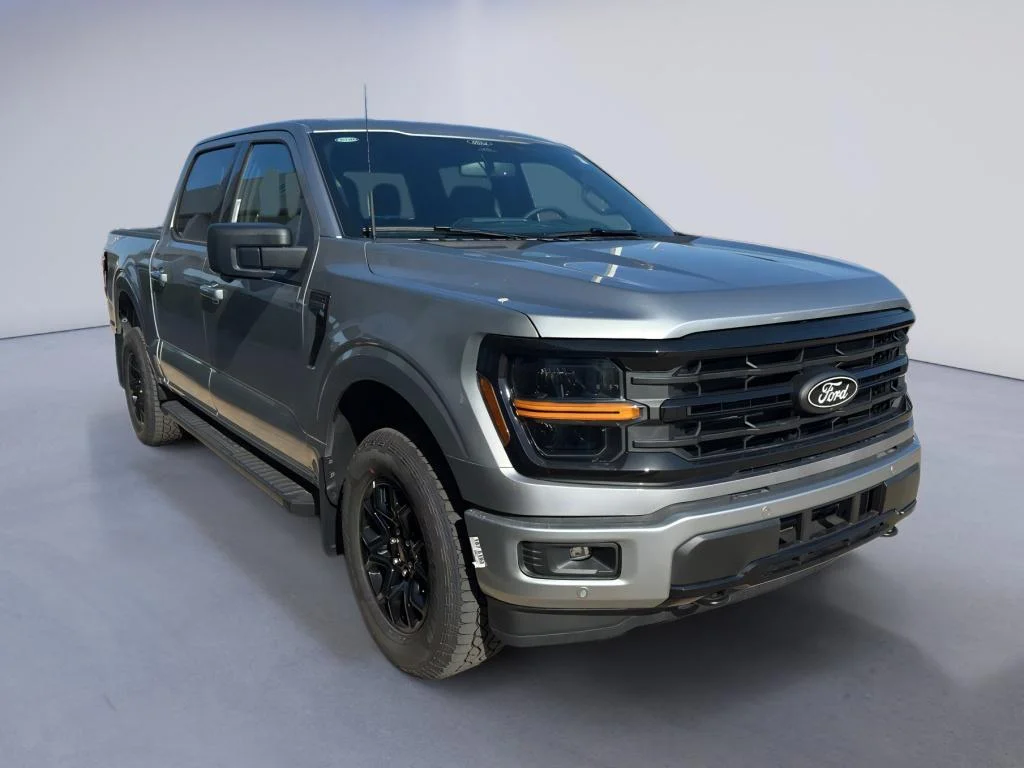 New 2026 Iconic Silver Metallic Ford XLT image 7