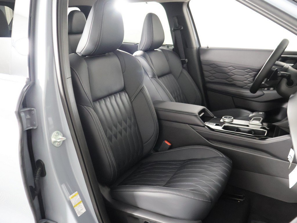 2026 Mitsubishi Outlander SEL - Photo 36